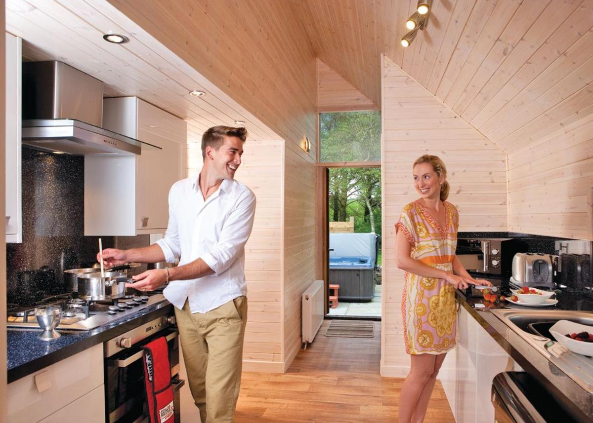 Nunland Hillside Lodges Holywood  Exteriér fotografie